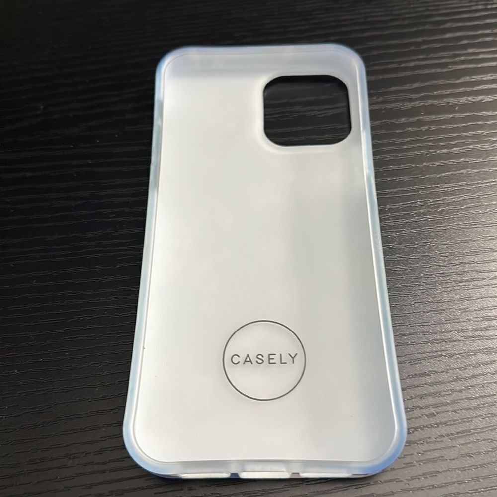 Casley iPhone 12 case bundle! - Picture 6 of 9